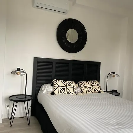 Apartment 418