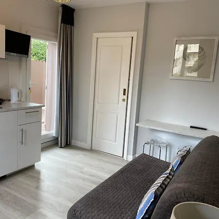 Apartament 418