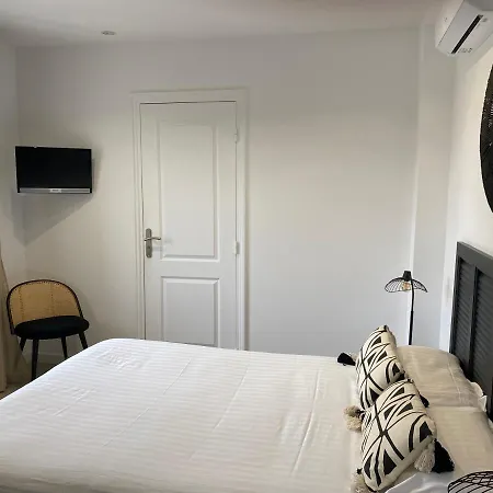 418 * Saint-Raphaël