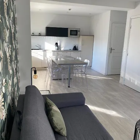 418 Apartament